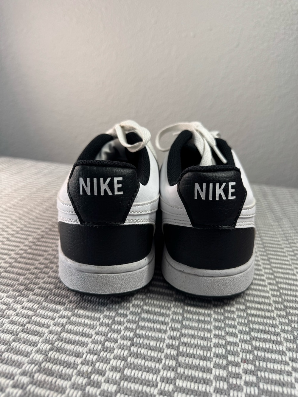 Nike black & white Court Vision Low Men's Sneakers size 8 (women 9.5) - Picture 2 of 15